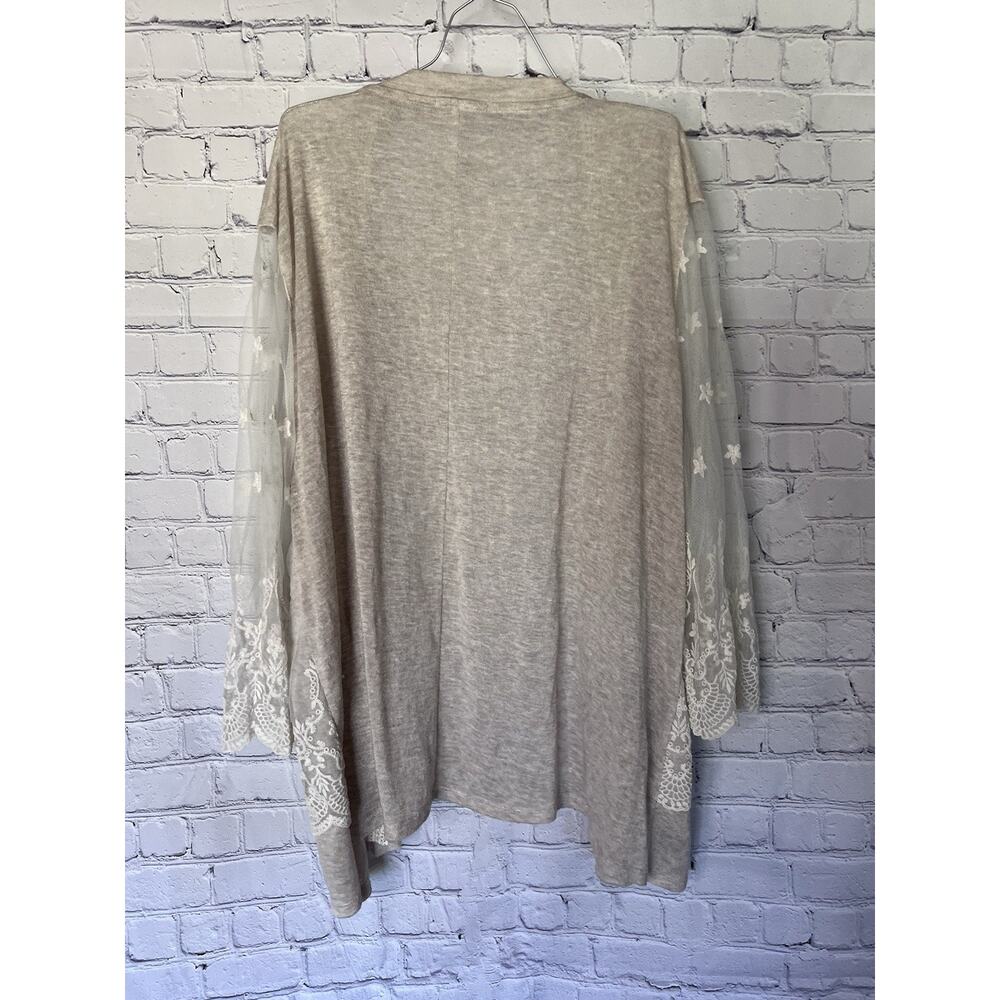 Maurice’s Size 3 Cardigan - Picture 3 of 3